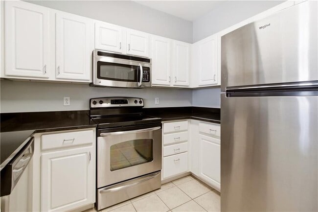 Photo - 1000 Providence Pl Unit 465