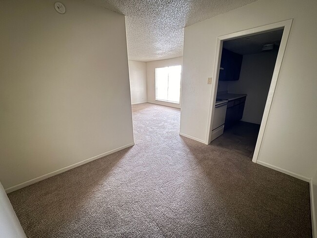 Photo - 4308 Lake Rd Unit # E
