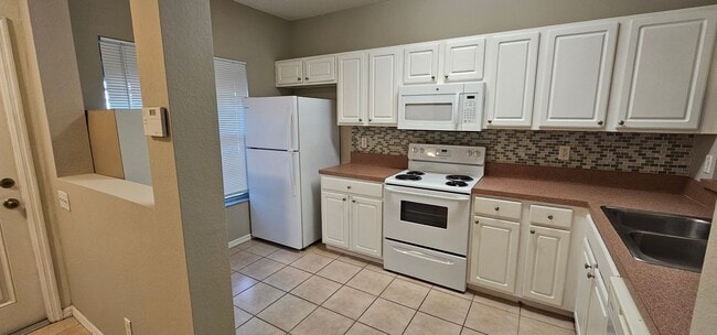 Photo - 2 Bedroom Condo -Cypress Landing