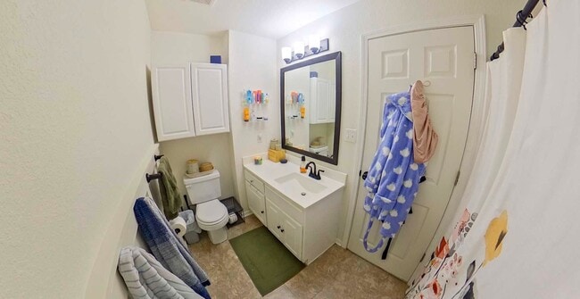 Photo - 1217 Newfoundland Dr