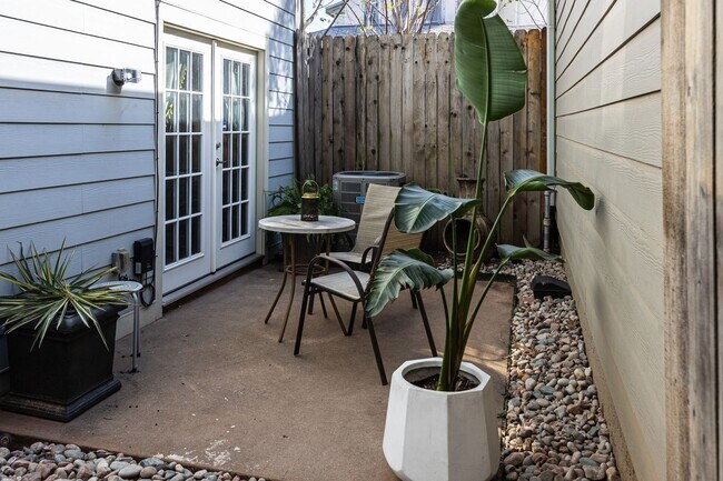 Photo - Camp Carson Unidad B