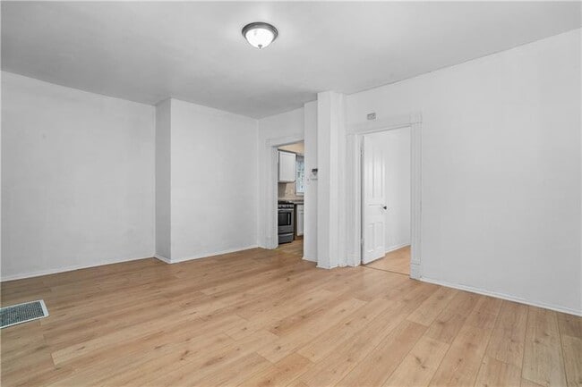 108 Sherman Ave
