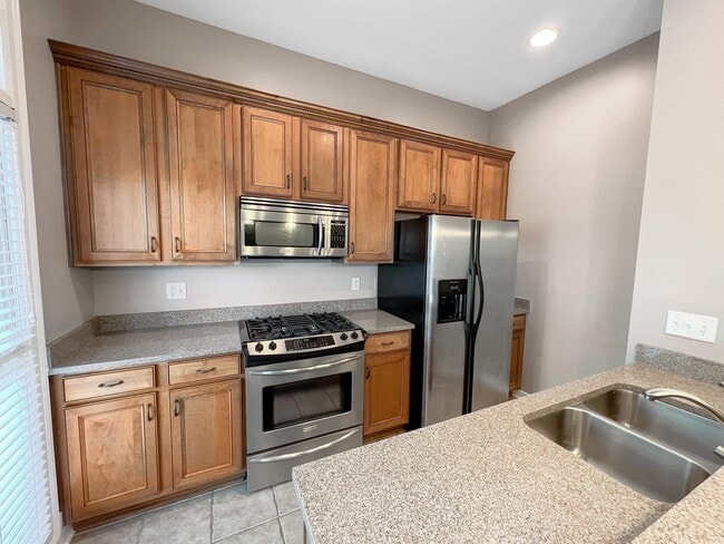 Photo - 615 Denmark Dr Unit 102
