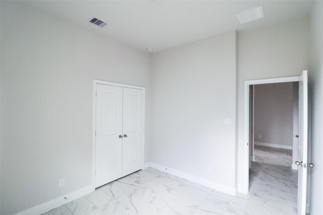 Building Photo - 10106 Water Harbor Dr Rental