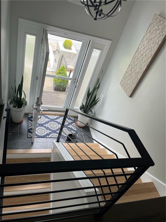 Photo - 83 Whiting St