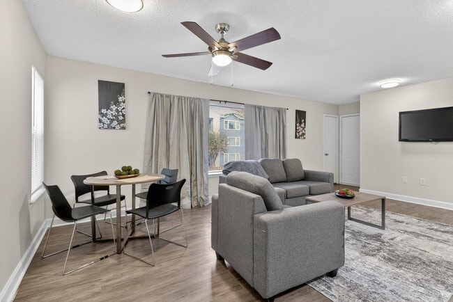 800 Alexander Rd Unit SI ID1372307P