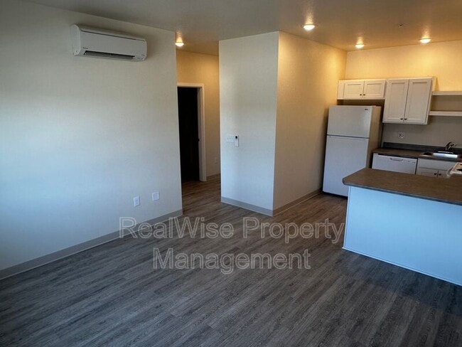 Photo - 1935 Table Rock Rd Unidad 18