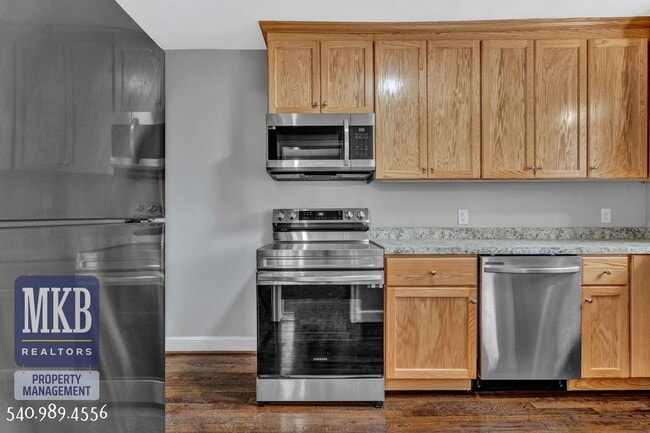 Photo - Beautiful 2 Bedroom, 1 Bath Duplex in SW Roanoke City