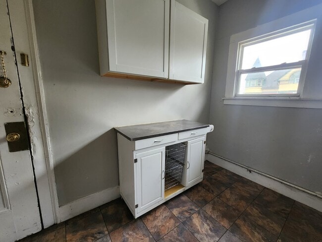 Photo - 270 Sherman Ave Unit A4