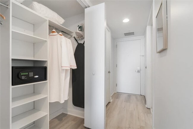 Photo - 2602 E Hallandale Beach Blvd Unidad ID1227526P