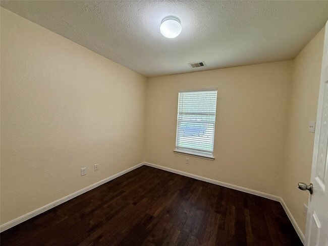 Photo - 15906 Arapaho Bend Ln