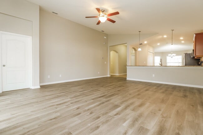 Photo - 18339 Briar Oaks Dr