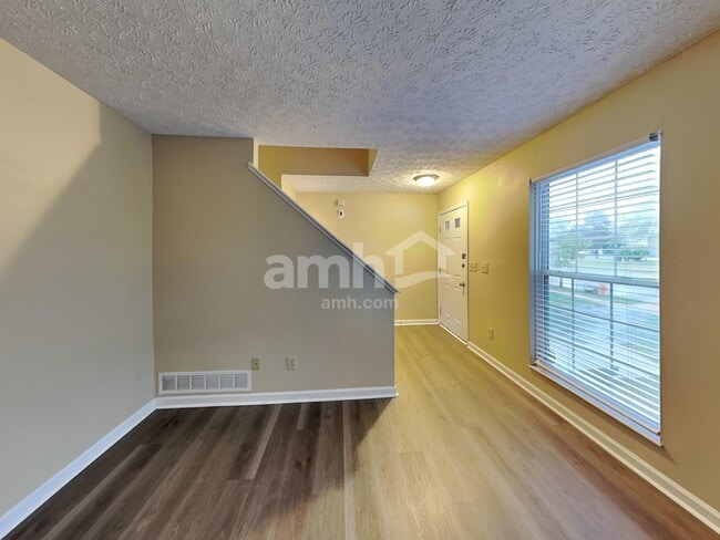 Photo - 7366 Murrayfield Dr