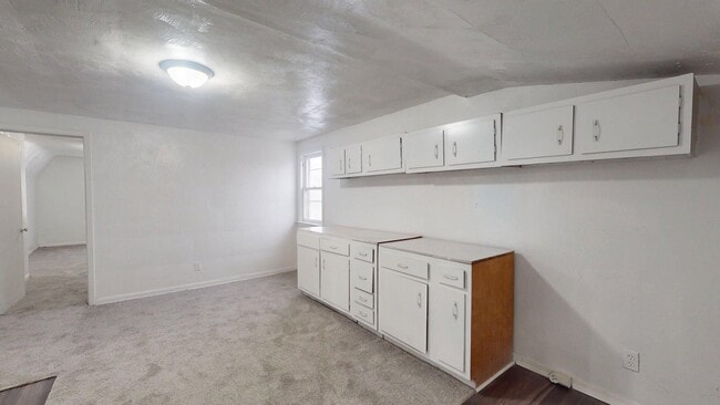 Photo - 3863 E 154th St Unit 3