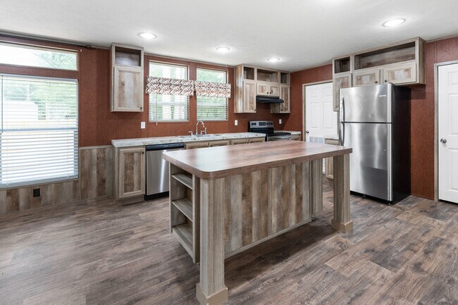 Photo - 204 Wildflower Drive