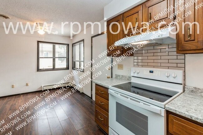 Photo - AFFORDABLE DUPLEX FOR IMMEDIATE MOVE-IN!! ...