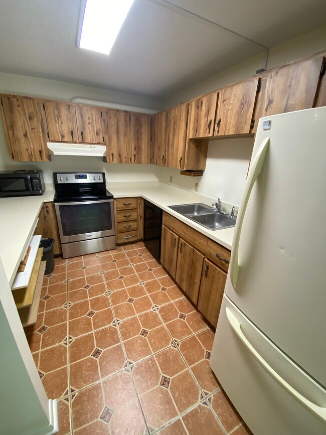 Photo - 3810 Saxon Dr