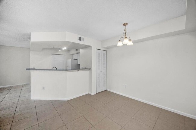 Building Photo - 3732 NW Adriatic Ln Rental
