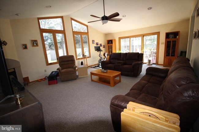 Photo - 112 Harvard Rd