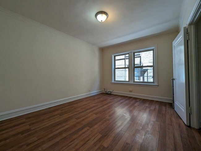 Photo - 2536 N Sawyer Ave