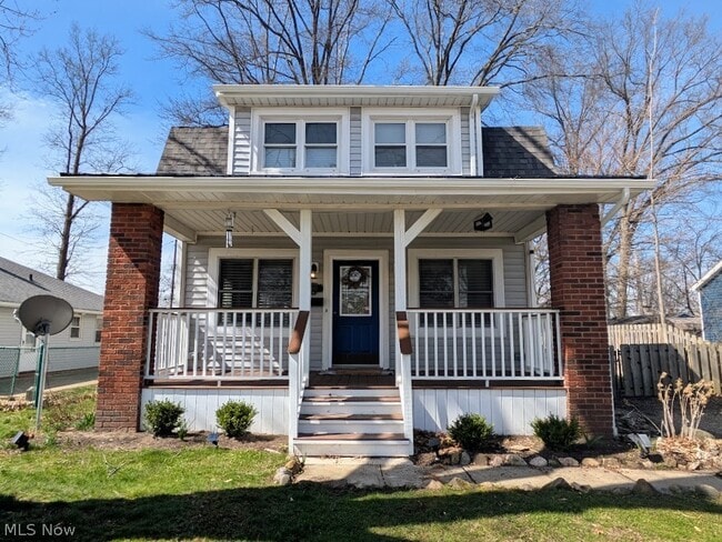 Photo - 1902 Harding Dr