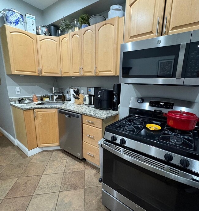 Photo - 18 Portsmouth St Unit 1