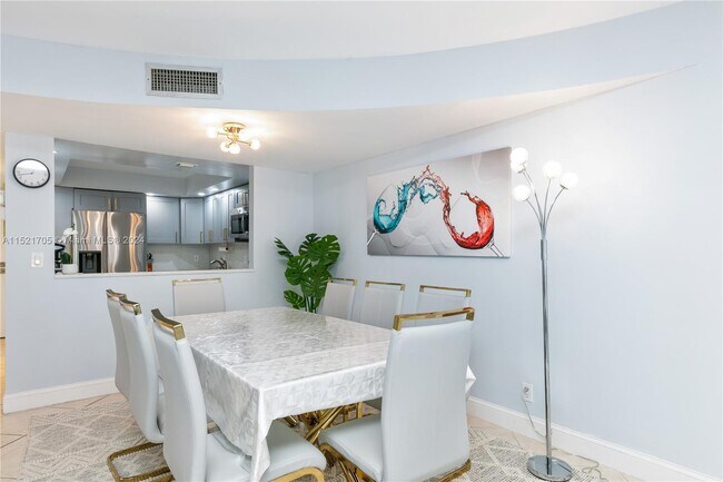 Photo - 2401 S Ocean Dr Unidad 404