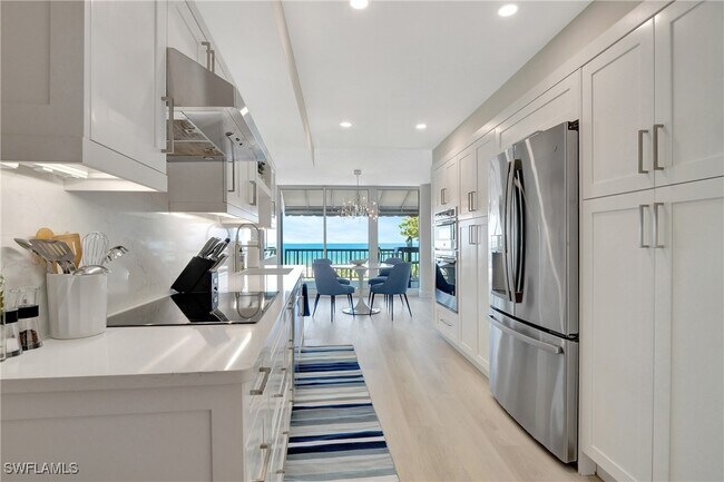 Photo - 2357 Gulf Shore Blvd N Unidad 107