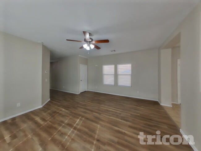 Photo - 8505 N 64th Ln