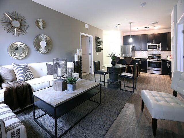 Photo - The Allure Mineola Apartamentos