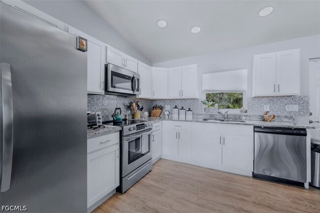 Photo - 5013 SE Tradewinds Cir