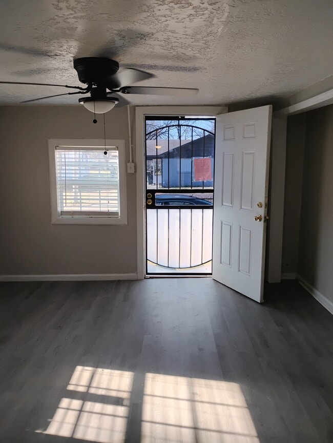 Photo - 1112 S Lilly St