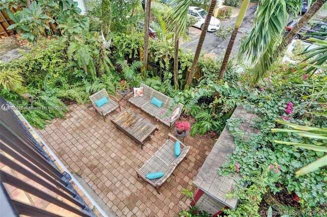 Photo - 2940 Shipping Ave