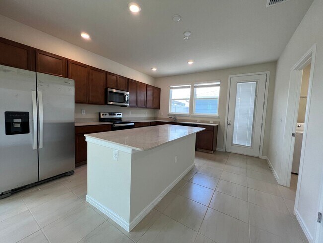 3 br, 2.5 bath House - 14436 Orchid Island...