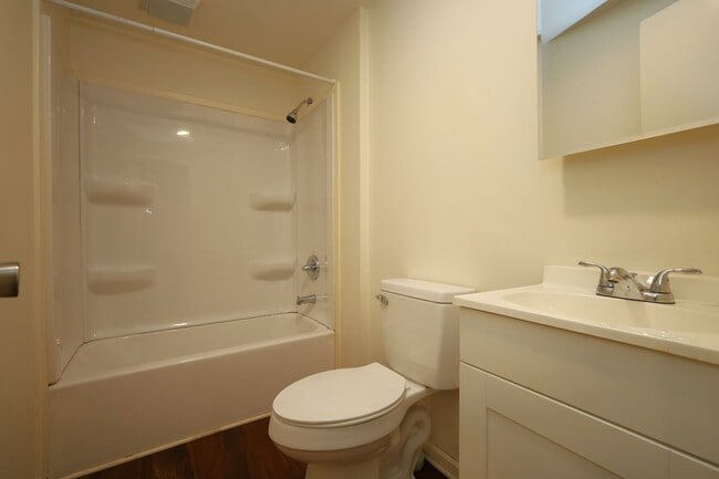 Photo - 2226 Greenlee St