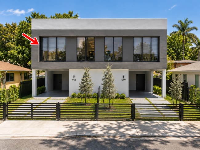 Building Photo - 921 NW 55th St