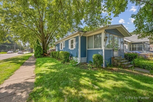 645 Slade Ave
