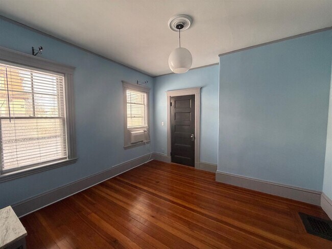 Photo - 27 Gilman Ter Unidad 1