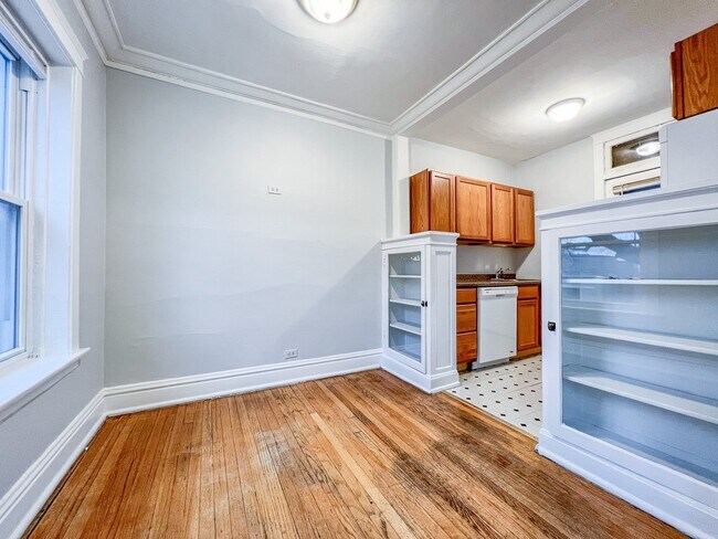 Photo - 3953 N Hoyne Ave Unit 2