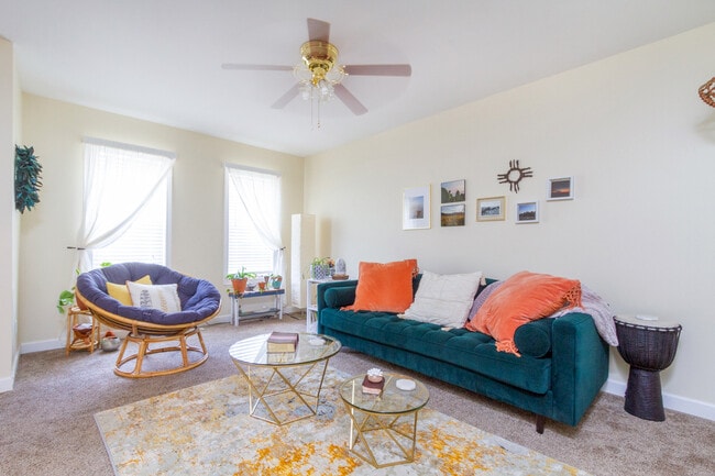 Photo - 101 Brookview Cir