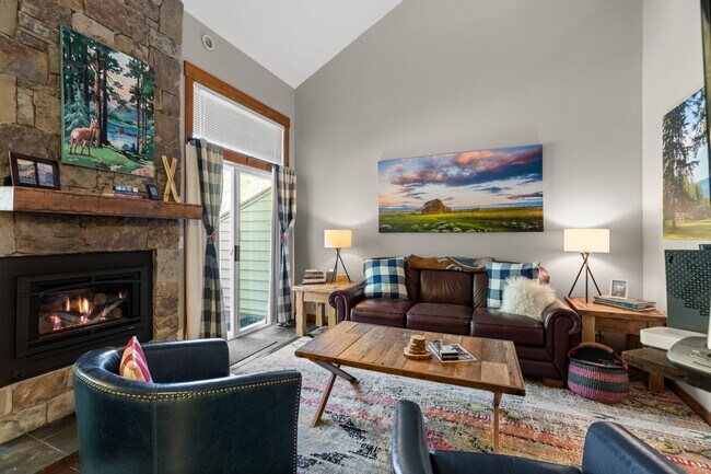 1750 E Lakeshore Dr Unit 203