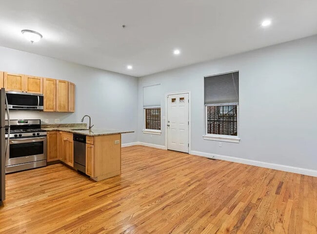 Photo - 873 Harrison Ave