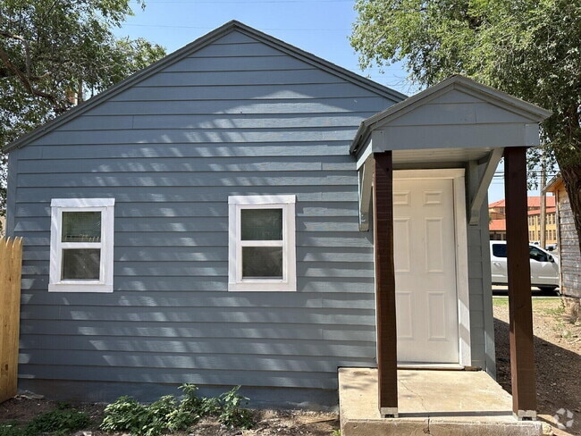Building Photo - 2114 20th St Rental