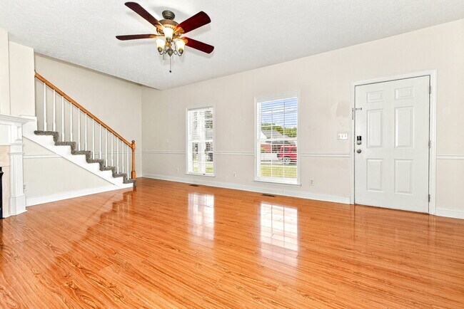 3011 Overhill Ct