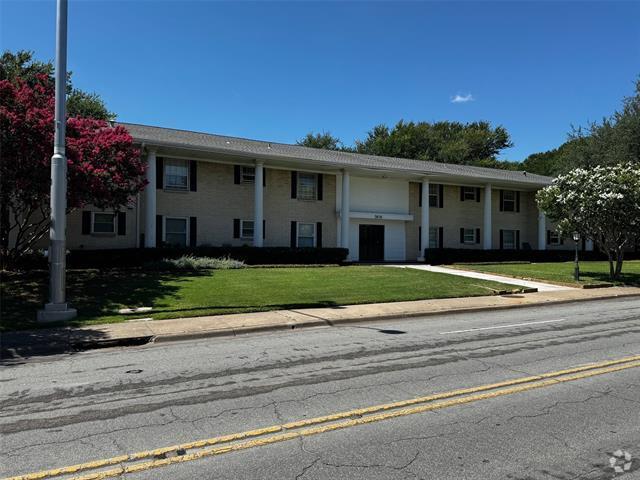 Building Photo - 5818 E University Blvd Unit 207 Rental
