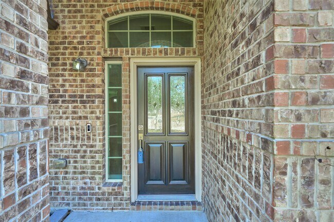 Photo - 12635 Lakeshore Dr