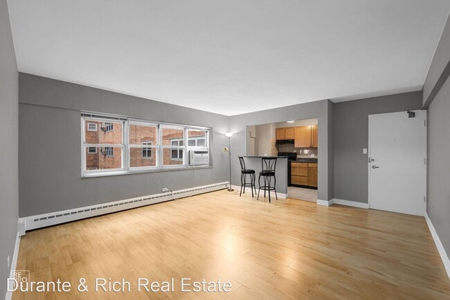 Photo - 1 br, 1 bath House - 4970 N Marine 630