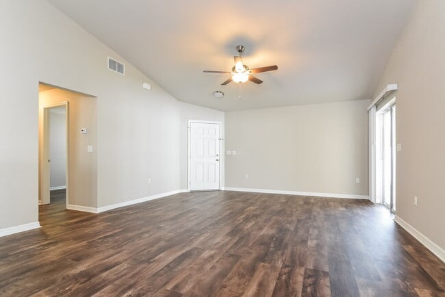 Photo - 34835 Redding Ln