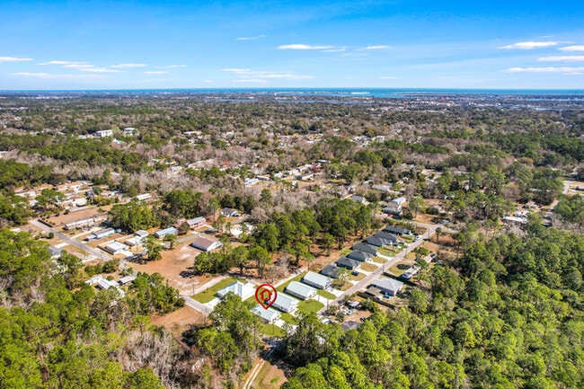 Photo - 988 W 9th St