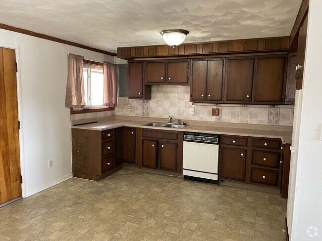 Building Photo - 3 Bedroom/1 1/2 Bath Home In Huber Heights